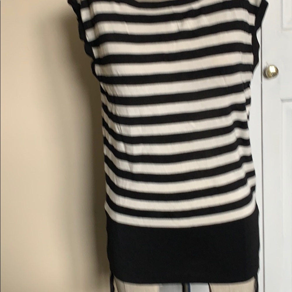 White House black market size m sweater